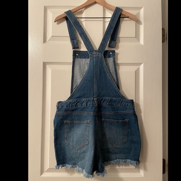 Pink Lily medium wash distressed denim overall shorts - Picture 2 of 2